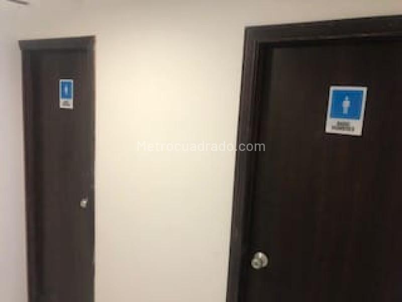 Local Comercial en Arriendo, Ciudad Jardin, Barranquilla - Más