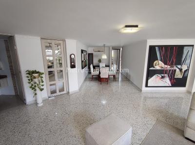 Apartamento de 3 alcobas en venta en Altos De Riomar, Barranquilla, 183 m² · foto 8 de 20