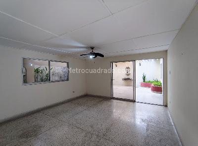 Casa de 3 alcobas en venta en Andalucia, Barranquilla, 350 m² · foto 5 de 19