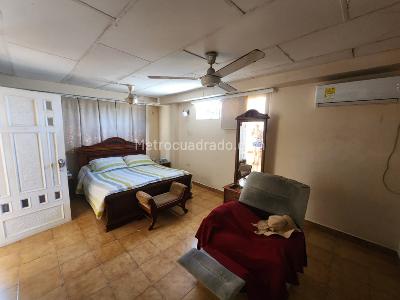 Casa de 5 alcobas en venta en Ciudad Jardin, Barranquilla, 656 m² · foto 3 de 18