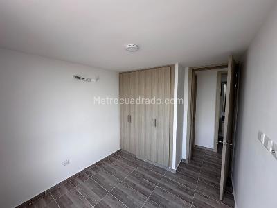 Apartamento de 2 alcobas en venta en Altos De Los Rosales, Barranquilla, 68 m² · foto 5 de 20