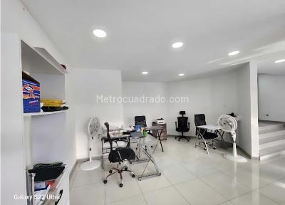 Casa de 5 alcobas en venta en Villa Santos, Barranquilla, 470 m² · foto 5 de 12