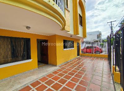 Casa de 3 alcobas en venta en Los Pinos, Barranquilla, 110 m² · foto 2 de 14