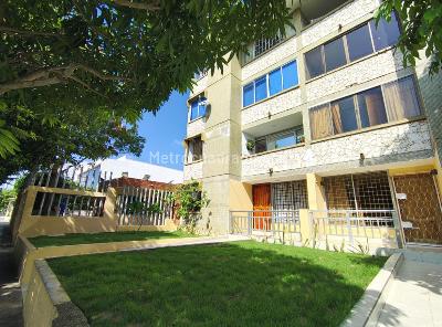 Apartamento de 3 alcobas en venta en Ciudad Jardin, Barranquilla, 70 m² · foto 1 de 10