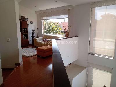 Casa de 3 alcobas en venta en Camino De Arrayanes, Bogotá, 275 m² · foto 14 de 20