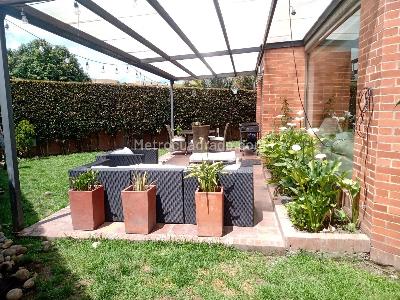 Casa de 3 alcobas en venta en Camino De Arrayanes, Bogotá, 275 m² · foto 12 de 20