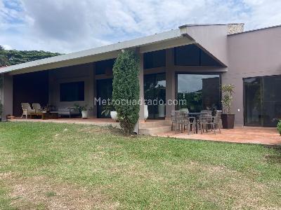 Casa de 5 alcobas en venta en El Caimo, Armenia, 490 m² · foto 4 de 20