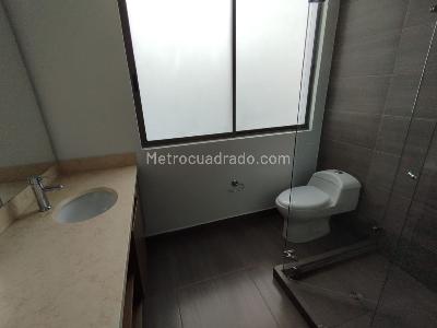 Casa de 3 alcobas en venta en Camino De Arrayanes, Bogotá, 146 m² · foto 4 de 19