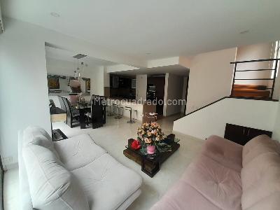 Casa de 3 alcobas en venta en Mora Verde, Bogotá, 179 m² · foto 3 de 19