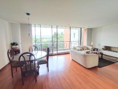 Apartamento en venta en Camino De Arrayanes, Bogotá · foto 3 de 17