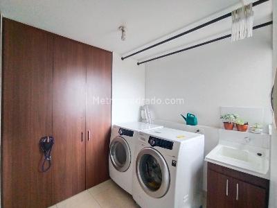Apartamento en venta en Camino De Arrayanes, Bogotá · foto 7 de 17