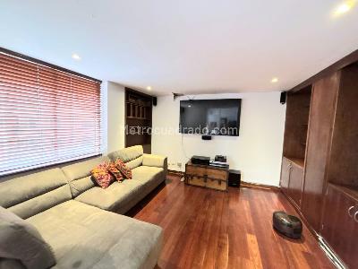 Apartamento de 3 alcobas en venta en Chico Central, Bogotá, 300 m² · foto 14 de 20