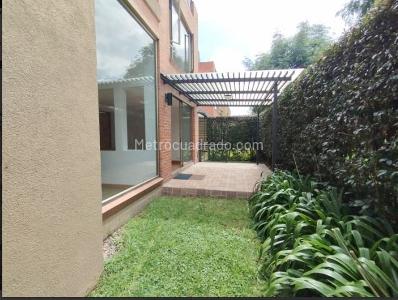 Casa en Arriendo, CAMINO DE ARRAYANES, Bogotá D.C.