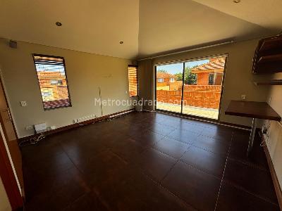 Casa de 3 alcobas en venta en Camino De Arrayanes, Bogotá, 189 m² · foto 17 de 18