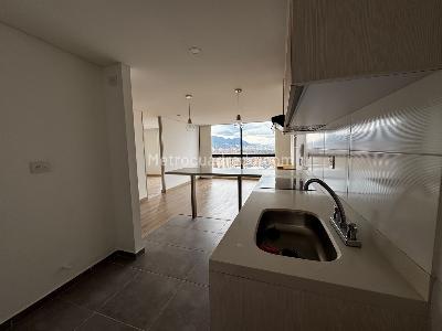 Apartaestudio en venta en Cedritos, Bogotá, 52 m² · foto 5 de 19