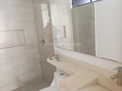 Apartamento de 3 alcobas en venta en Bocagrande, Cartagena, 77 m² · foto 15 de 17