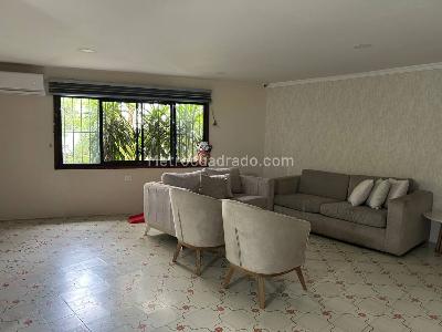 Casa de 4 alcobas en venta en El Tabor, Barranquilla, 474 m² · foto 2 de 20