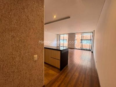 Apartamento en venta en La Carolina, Bogotá · foto 5 de 20