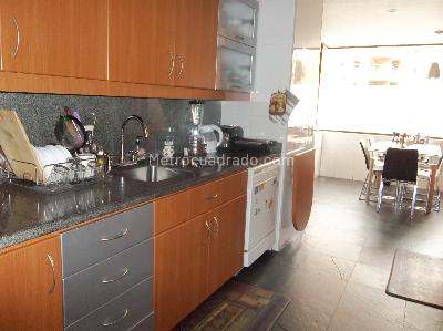 Apartamento en venta en Santa Barbara Oriental, Bogotá · foto 6 de 16