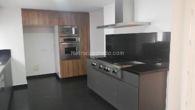 Apartamento en venta en Chico Alto, Bogotá · foto 10 de 17
