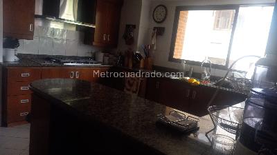 Apartamento en arriendo en Roasales Bella Vista, Bogotá · foto 8 de 20