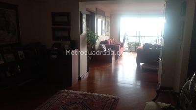 Apartamento en arriendo en Roasales Bella Vista, Bogotá · foto 6 de 20