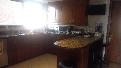Apartamento en arriendo en Roasales Bella Vista, Bogotá · foto 7 de 20