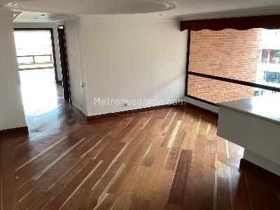 Apartamento de 4 alcobas en venta en El Nogal, Bogotá, 311 m² · foto 3 de 17