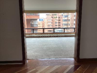 Apartamento de 4 alcobas en venta en El Nogal, Bogotá, 311 m² · foto 2 de 17