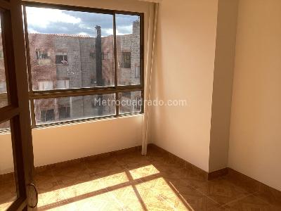 Apartamento de 3 alcobas en venta en Colina Campestre, Bogotá, 129 m² · foto 16 de 20