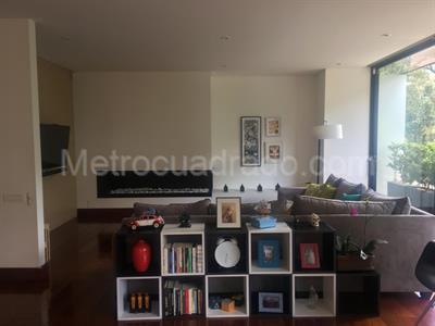 Apartamento de 3 alcobas en venta en Chico Virrey, Bogotá, 288 m² · foto 4 de 19