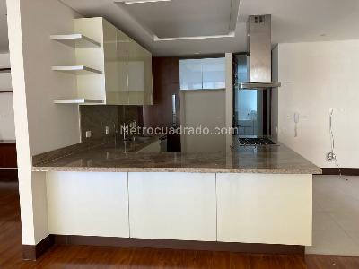 Apartamento de 3 alcobas en venta en Santa Ana Oriental, Bogotá, 210 m² · foto 5 de 20