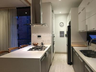Apartamento de 2 alcobas en venta en Chico Virrey, Bogotá, 130 m² · foto 14 de 20