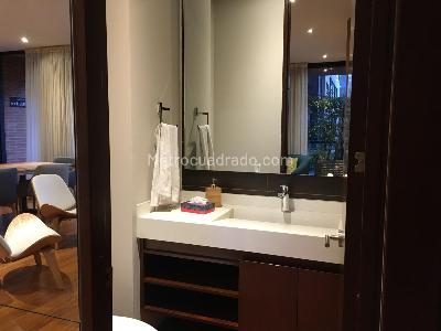 Apartamento de 2 alcobas en venta en Chico Virrey, Bogotá, 130 m² · foto 3 de 20
