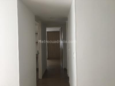 Apartamento de 3 alcobas en venta en Belmira Acacias, Bogotá, 66 m² · foto 10 de 16