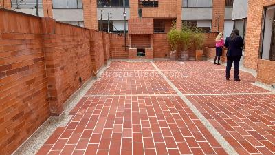 Apartamento de 3 alcobas en venta en Santa Ana Oriental, Bogotá, 195 m² · foto 7 de 8