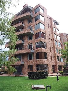 Apartamento de 3 alcobas en arriendo en Colina Atenas, Bogotá, 270 m² · foto 20 de 20