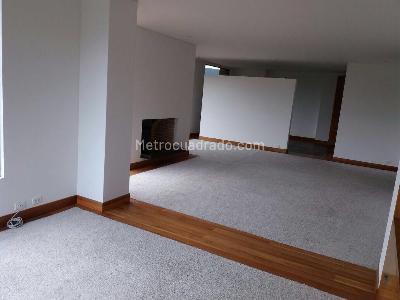 Apartamento de 3 alcobas en arriendo en Colina Atenas, Bogotá, 270 m² · foto 3 de 20