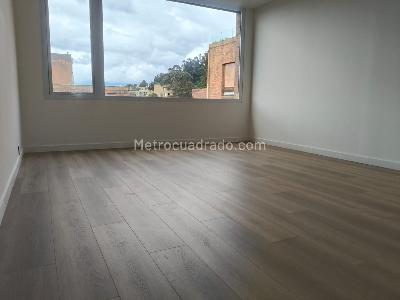 Apartamento de 4 alcobas en venta en Bellavista Rosales, Bogotá, 332 m² · foto 18 de 19