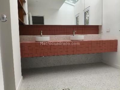 Apartamento de 4 alcobas en venta en Bellavista Rosales, Bogotá, 332 m² · foto 16 de 19