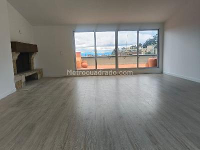 Apartamento de 4 alcobas en venta en Bellavista Rosales, Bogotá, 332 m² · foto 13 de 19