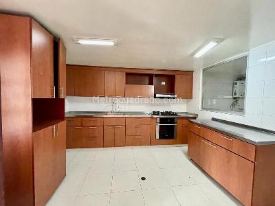 Apartamento en venta en Chico El Refugio, Bogotá · foto 10 de 20