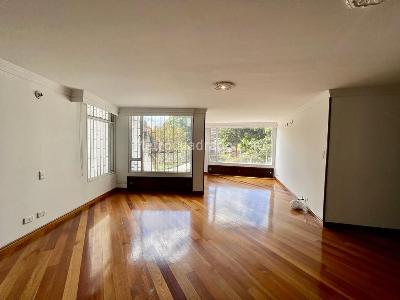 Apartamento en venta en Chico El Refugio, Bogotá · foto 3 de 20