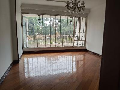Apartamento de 2 alcobas en venta en El Refugio, Bogotá, 178 m² · foto 11 de 20