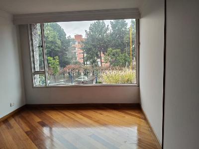 Apartamento de 2 alcobas en venta en El Refugio, Bogotá, 178 m² · foto 12 de 20