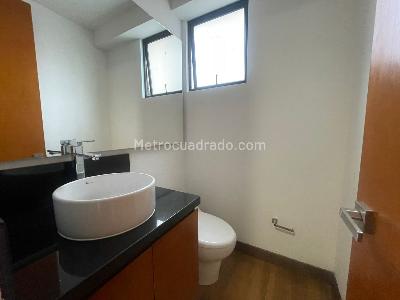 Apartamento de 2 alcobas en venta en Chico Virrey, Bogotá, 104 m² · foto 14 de 20