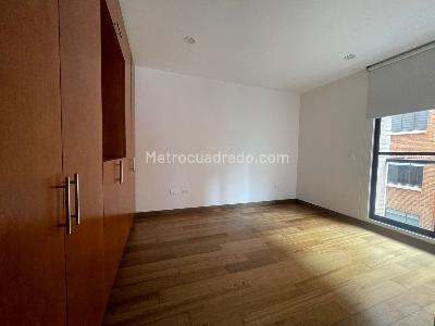 Apartamento de 2 alcobas en venta en Chico Virrey, Bogotá, 104 m² · foto 8 de 20