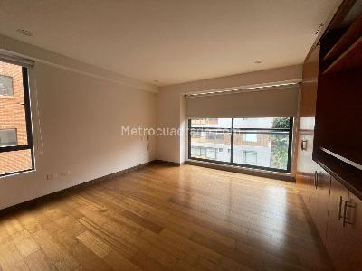 Apartamento de 2 alcobas en venta en Chico Virrey, Bogotá, 104 m² · foto 6 de 20