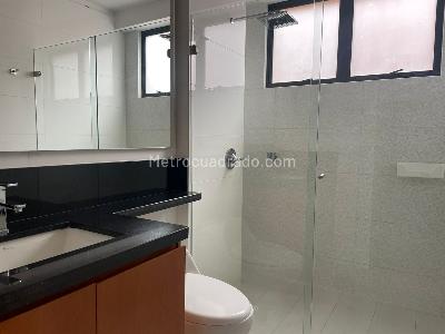 Apartamento de 2 alcobas en venta en Chico Virrey, Bogotá, 104 m² · foto 10 de 20