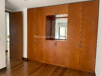 Apartamento de 2 alcobas en venta en Chico Virrey, Bogotá, 104 m² · foto 11 de 20